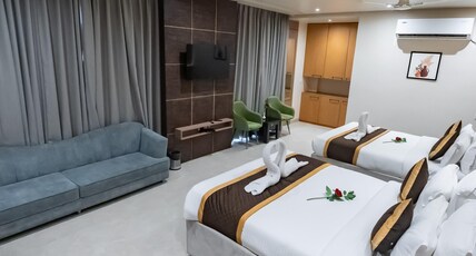 Dev Residency A Unit OF The Elegance Room Type - FAMILY  ROOM