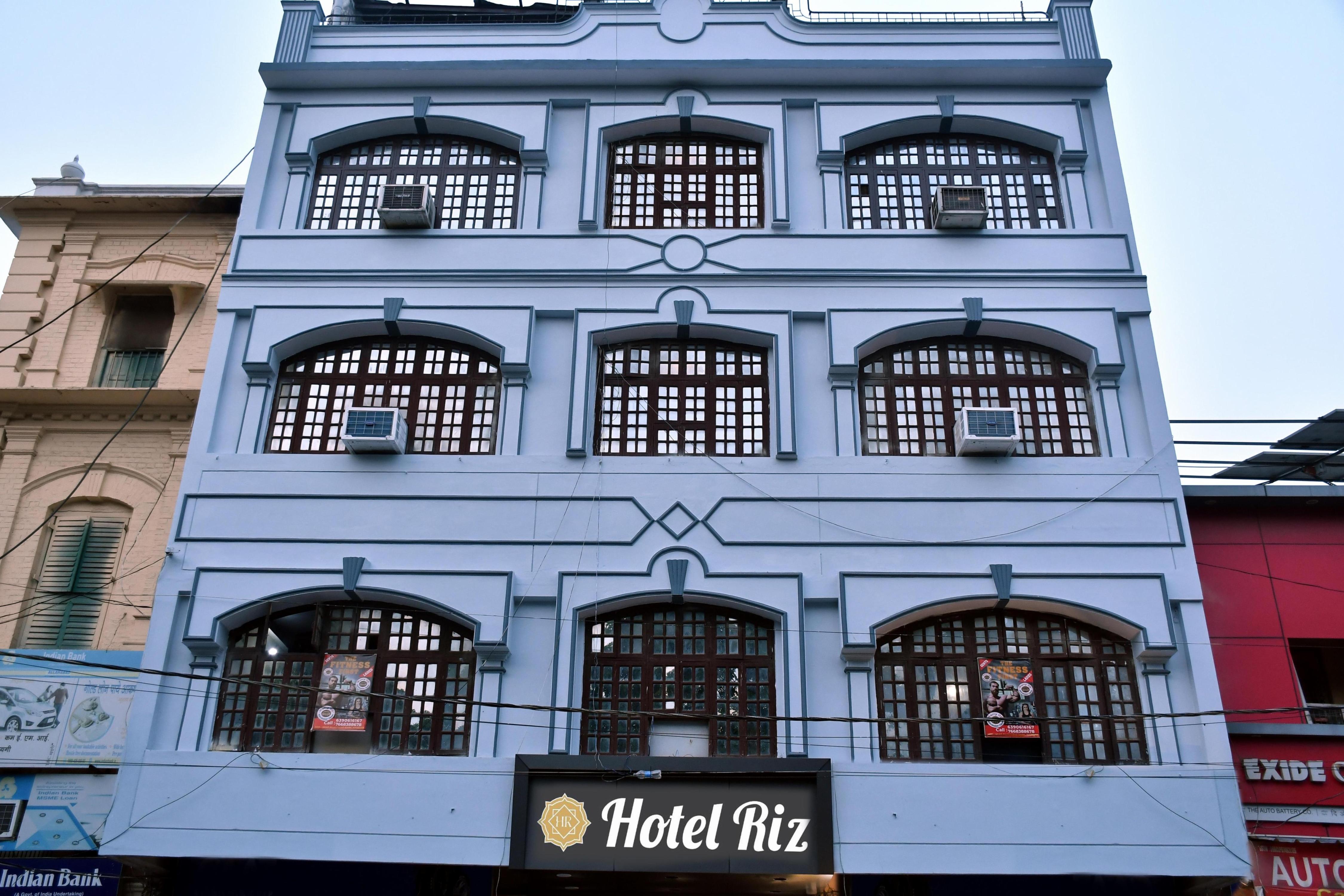 Hotel RIZ Varanasi - Tap to explore photos