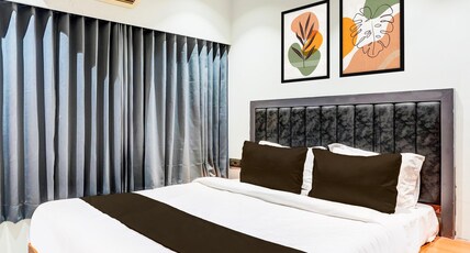HOTEL RELAX INN Room Type - super deluxe