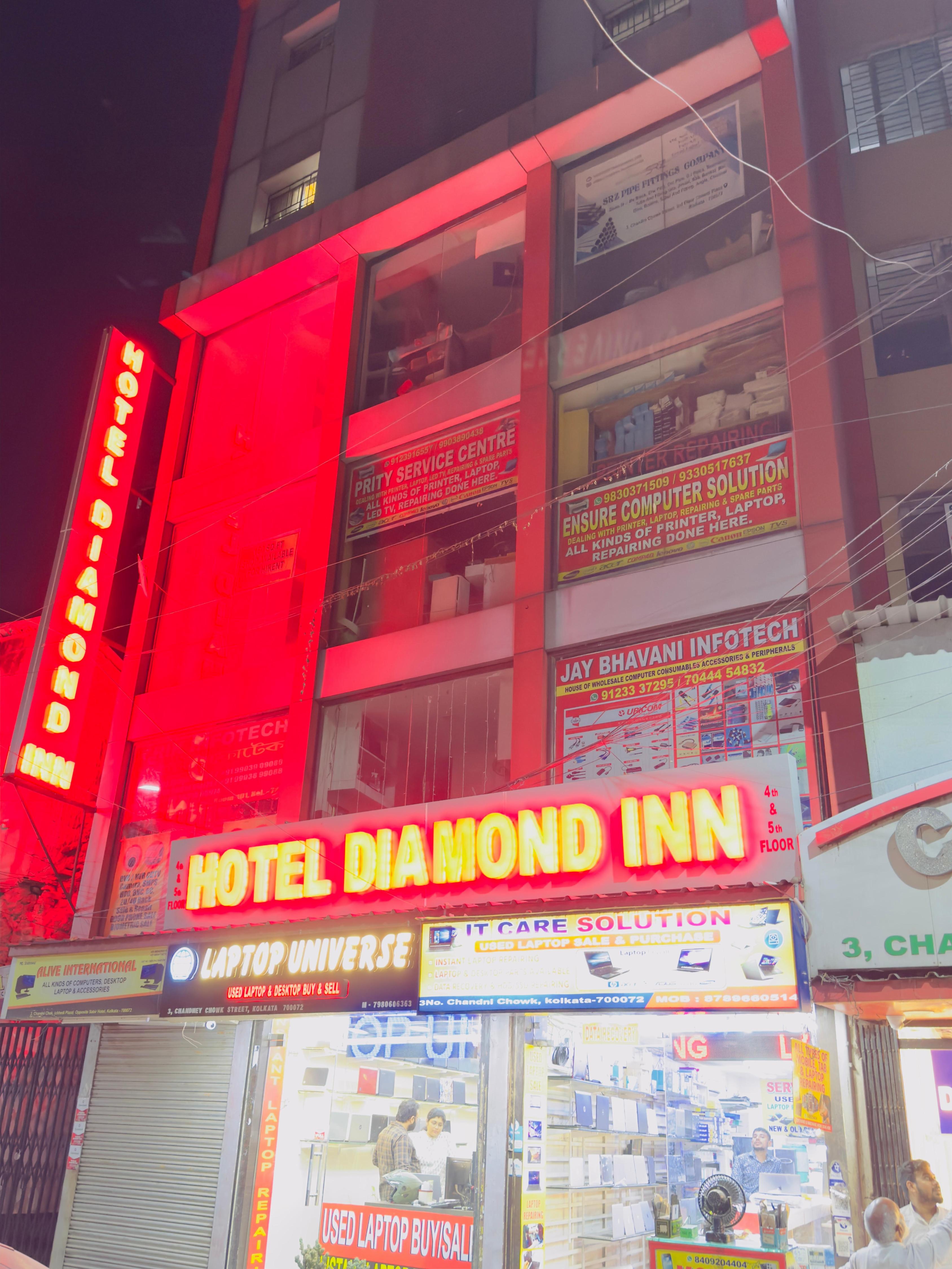 Hotel Diamond Inn - Tap to explore photos