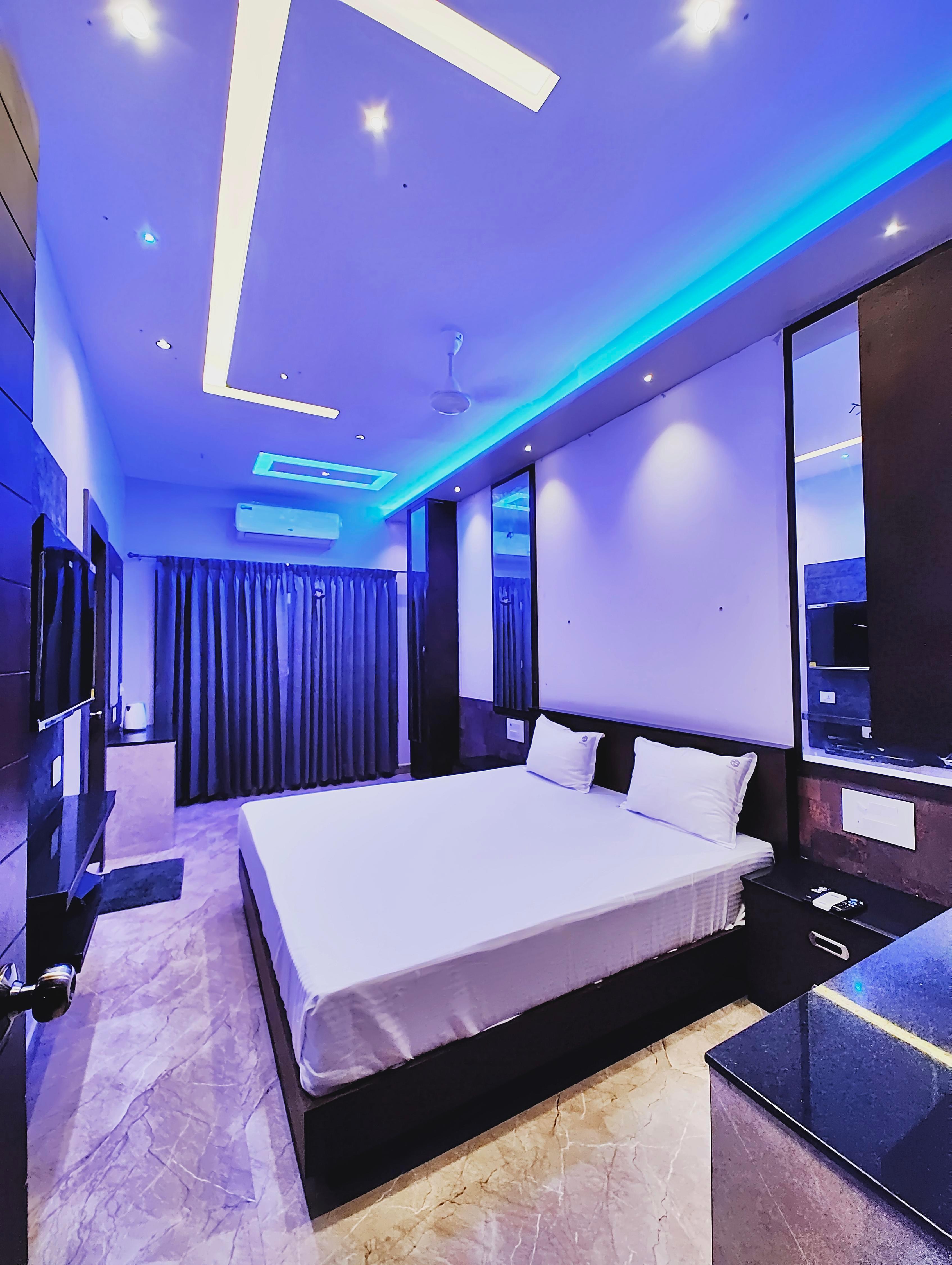 MS Residency Room Type - Double room with private bathroom