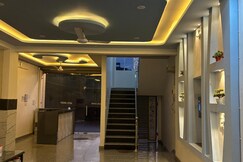 Hotel Ningbo Near Lake Pichola