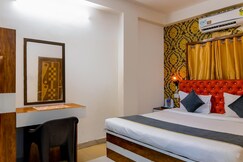 New Royal Palace near Acropolis Mall