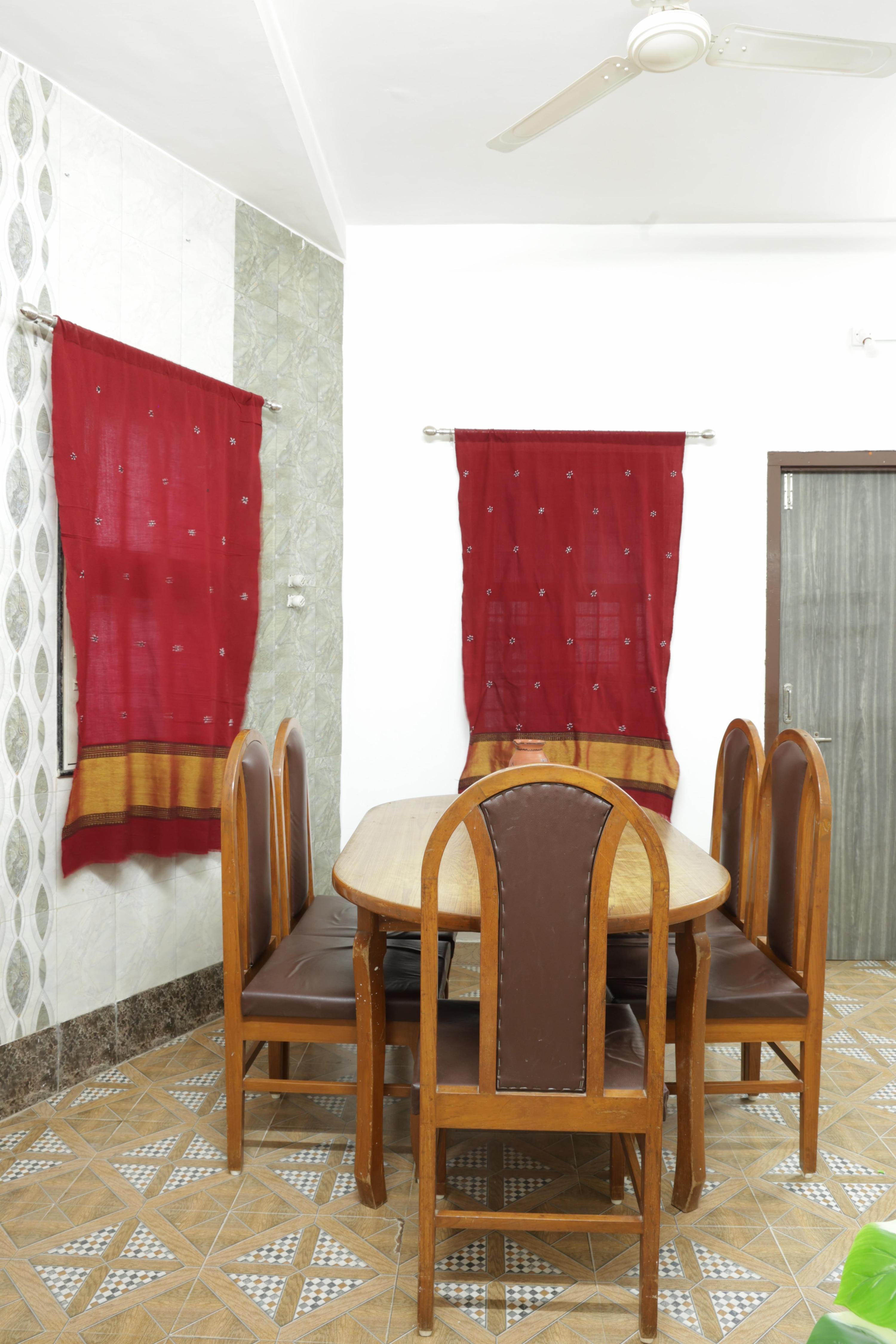 Prag View Heritage Homestay - Tap to explore photos