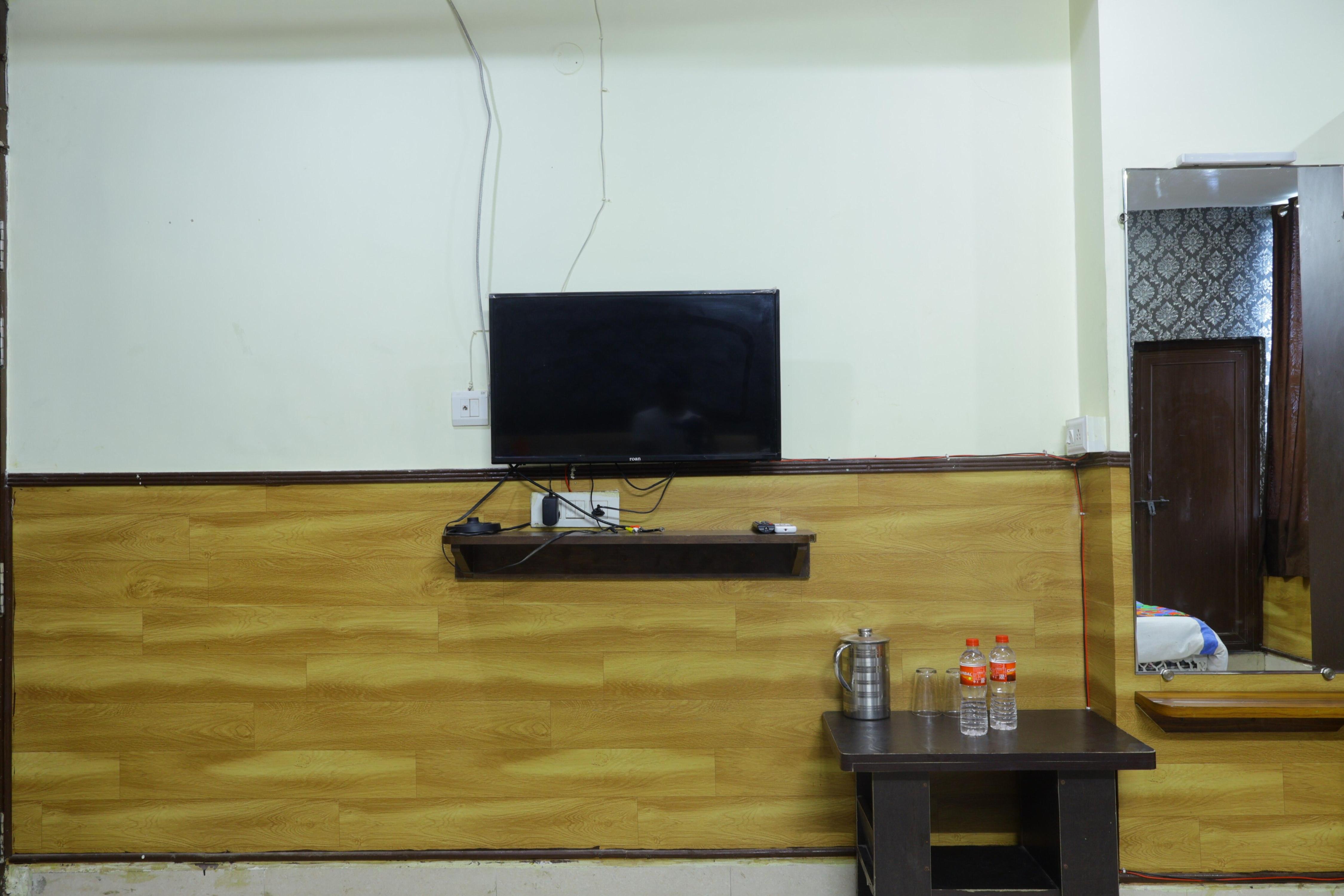 TRPOTELS SUBMANGAL | Budget Hotel near Railway Station Gwalior - Tap to explore photos