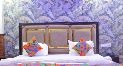 TRPOTELS SUBMANGAL | Budget Hotel near Railway Station Gwalior Room Type - Executive Room