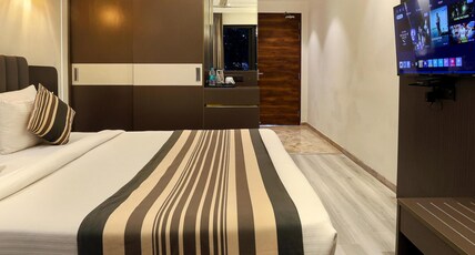 OPO Hotels Iffco Chowk Room Type - Superior Room OPO Hotels Iffco Chowk Room Type - Superior Room
