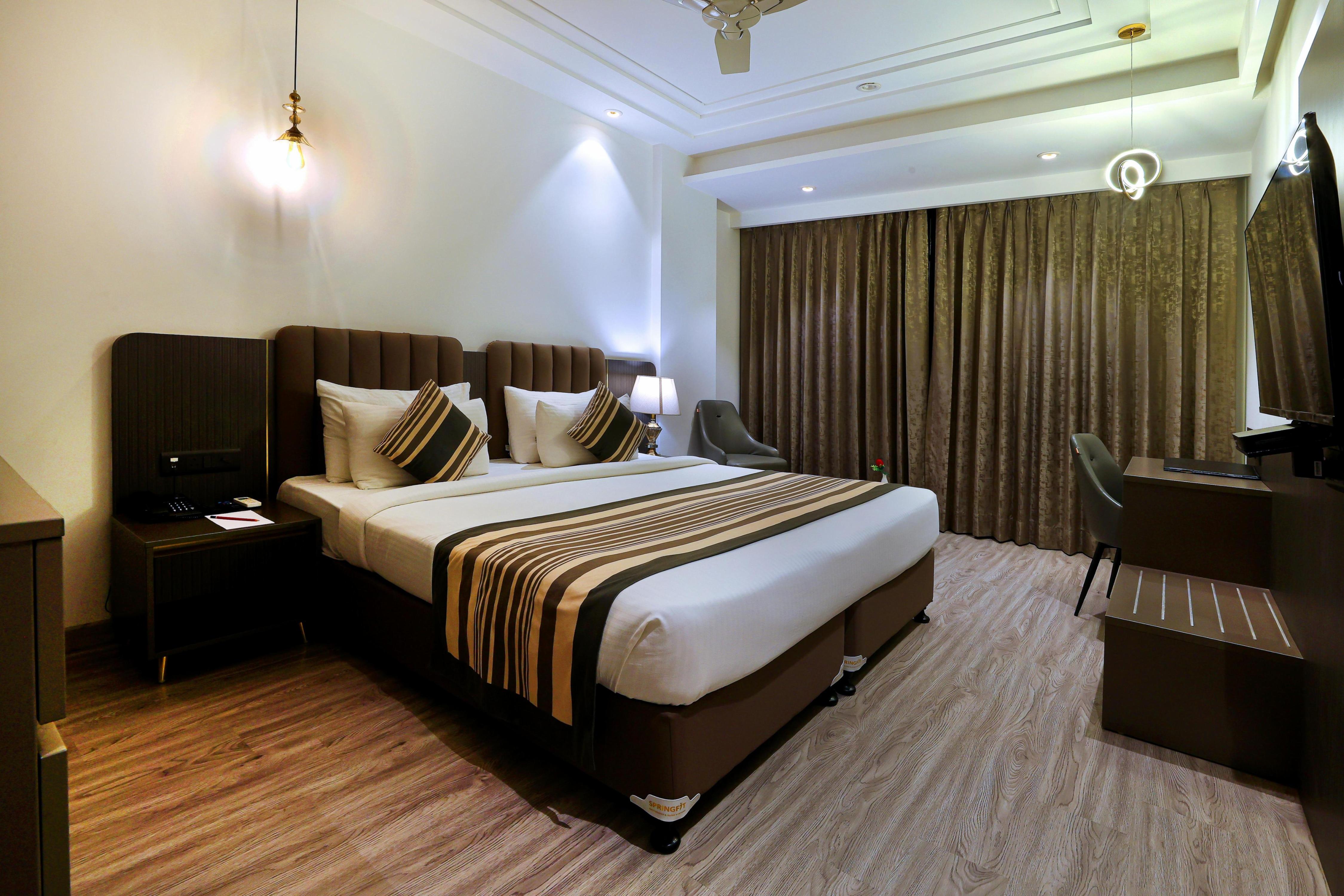 OPO Hotels Iffco Chowk - Tap to explore photos