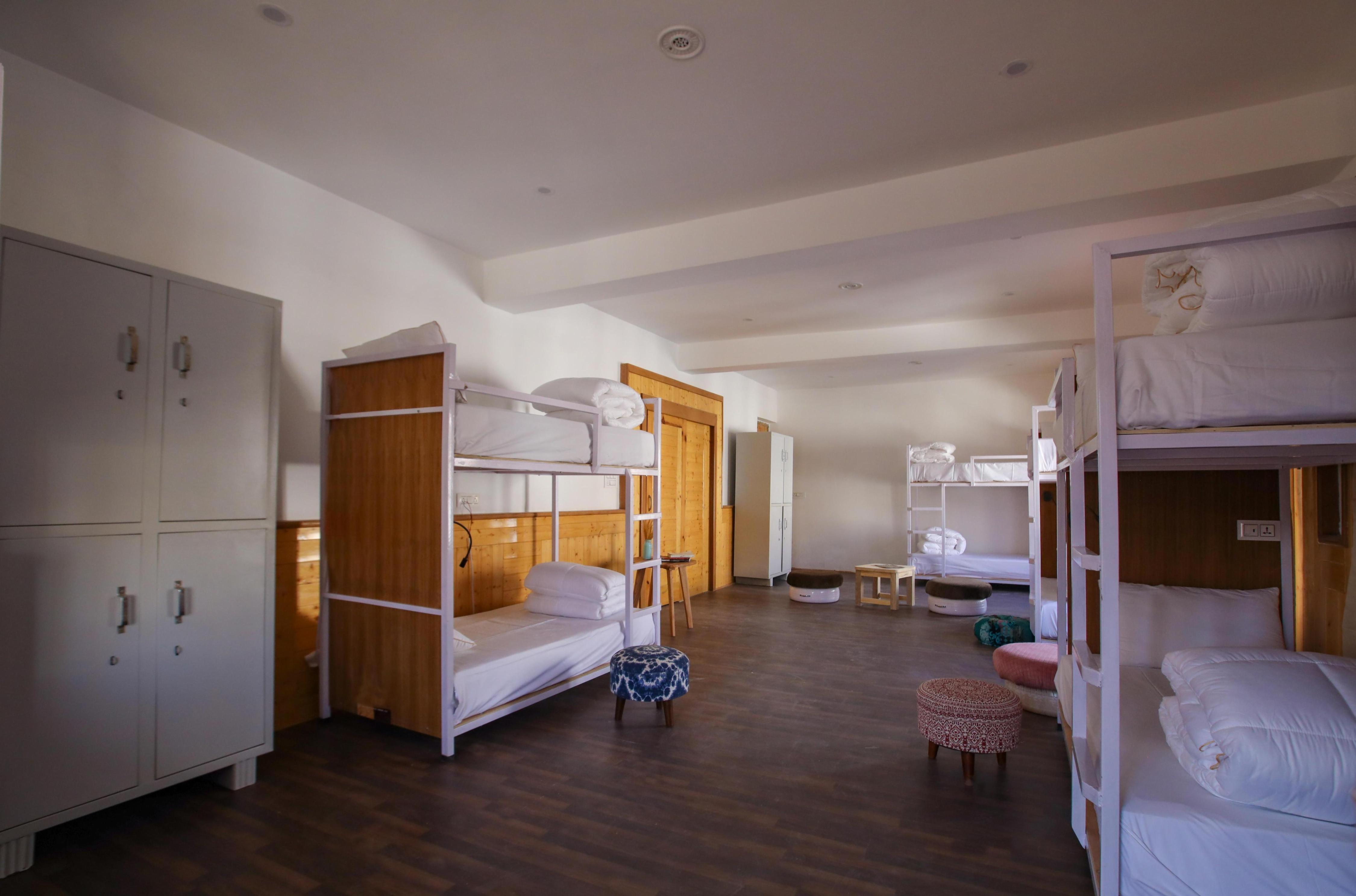 Bunk Central Hostel | Rooms and Wifi Room Type - 10 Bed Mix Dorm with Free WIfi