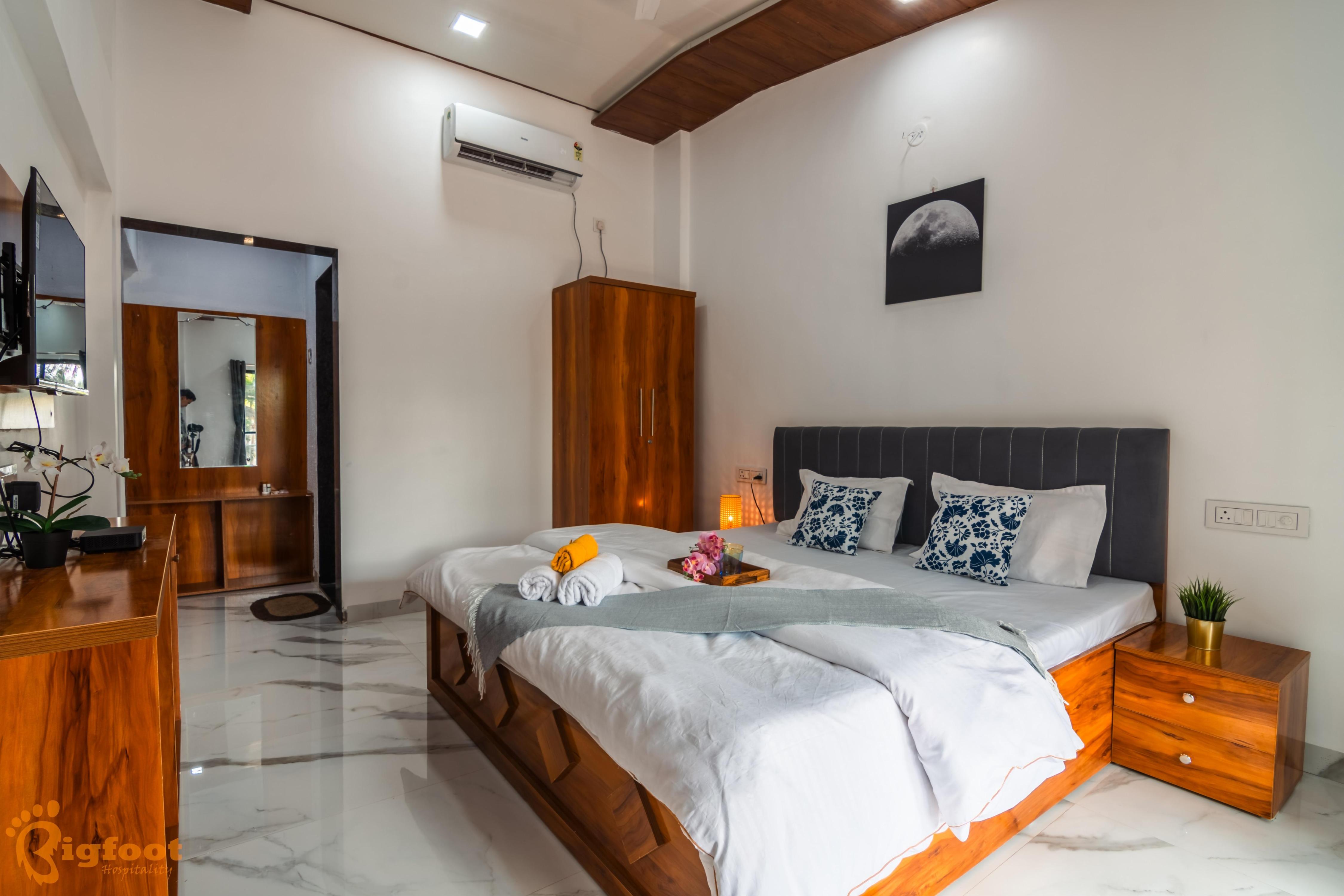 Emerald Resort Room Type - Nature View Couple Room (2 Person) With Balcony