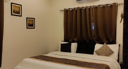 Aabu Heights Room Type - Super Deluxe Ac Room