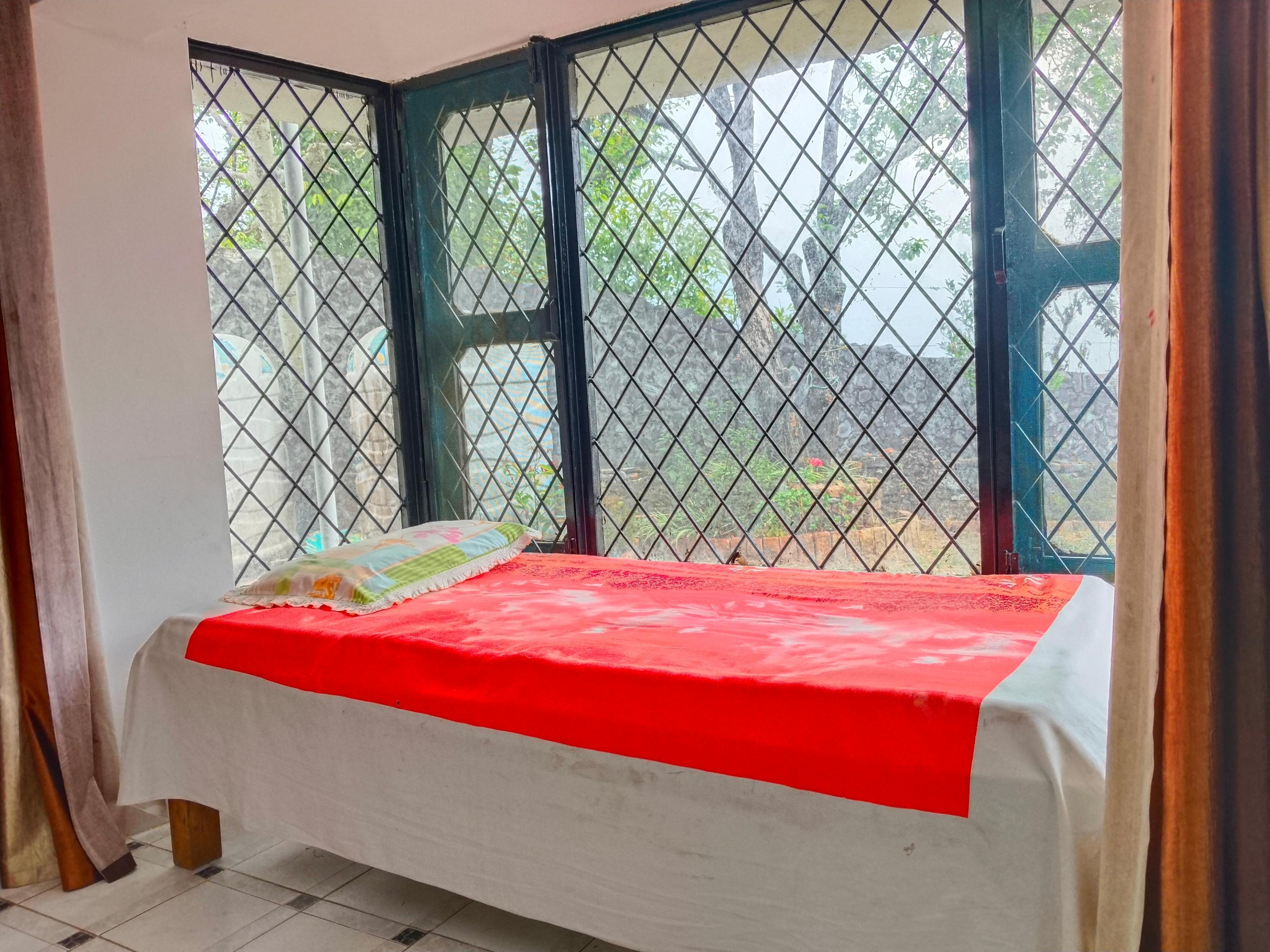 Flagship Woodwalk Homestay - Tap to explore photos