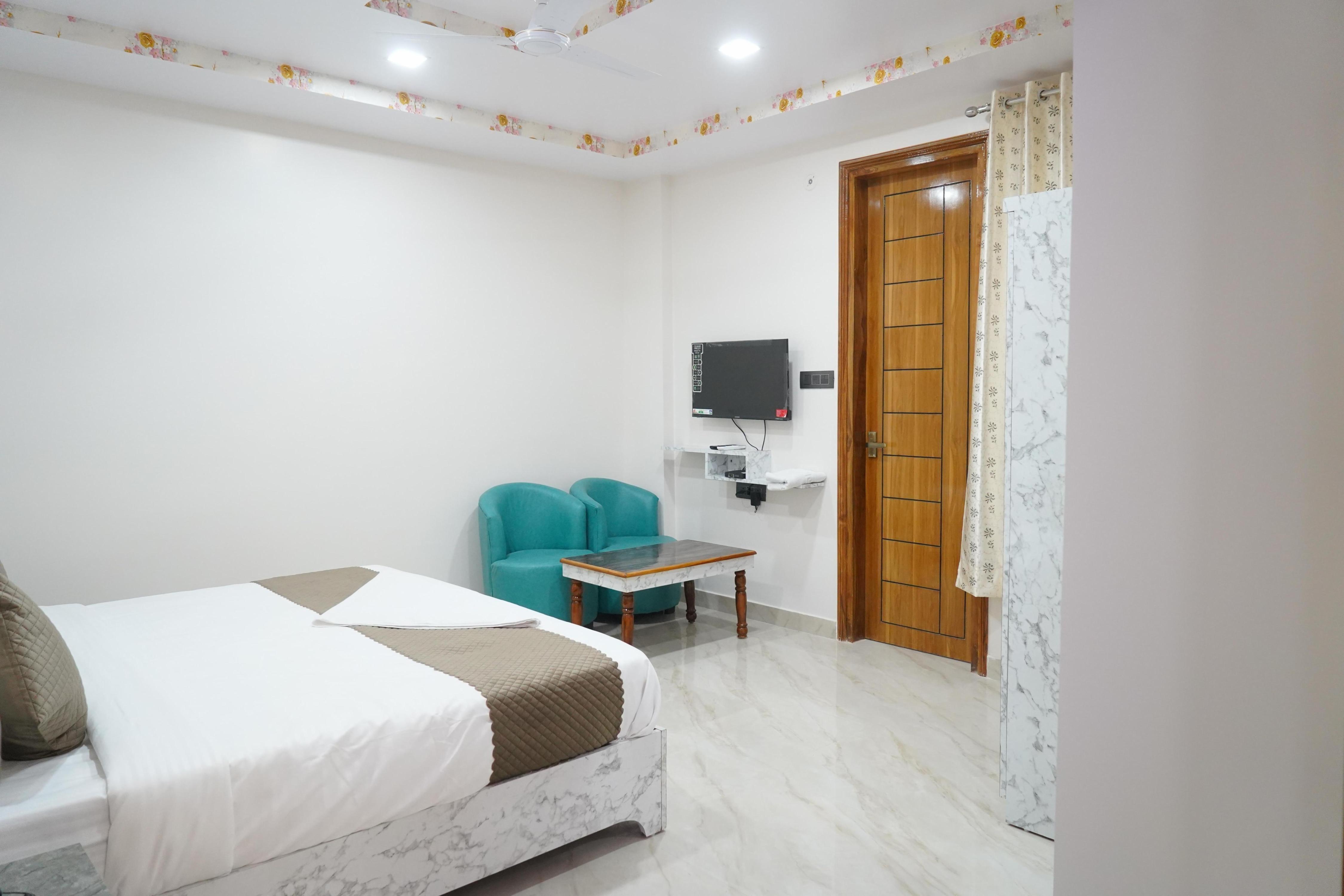 Blossom Inn, Lucknow Room Type - Executive Room