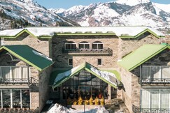 Nivasana Manali - A Luxury Boutique Hotel.