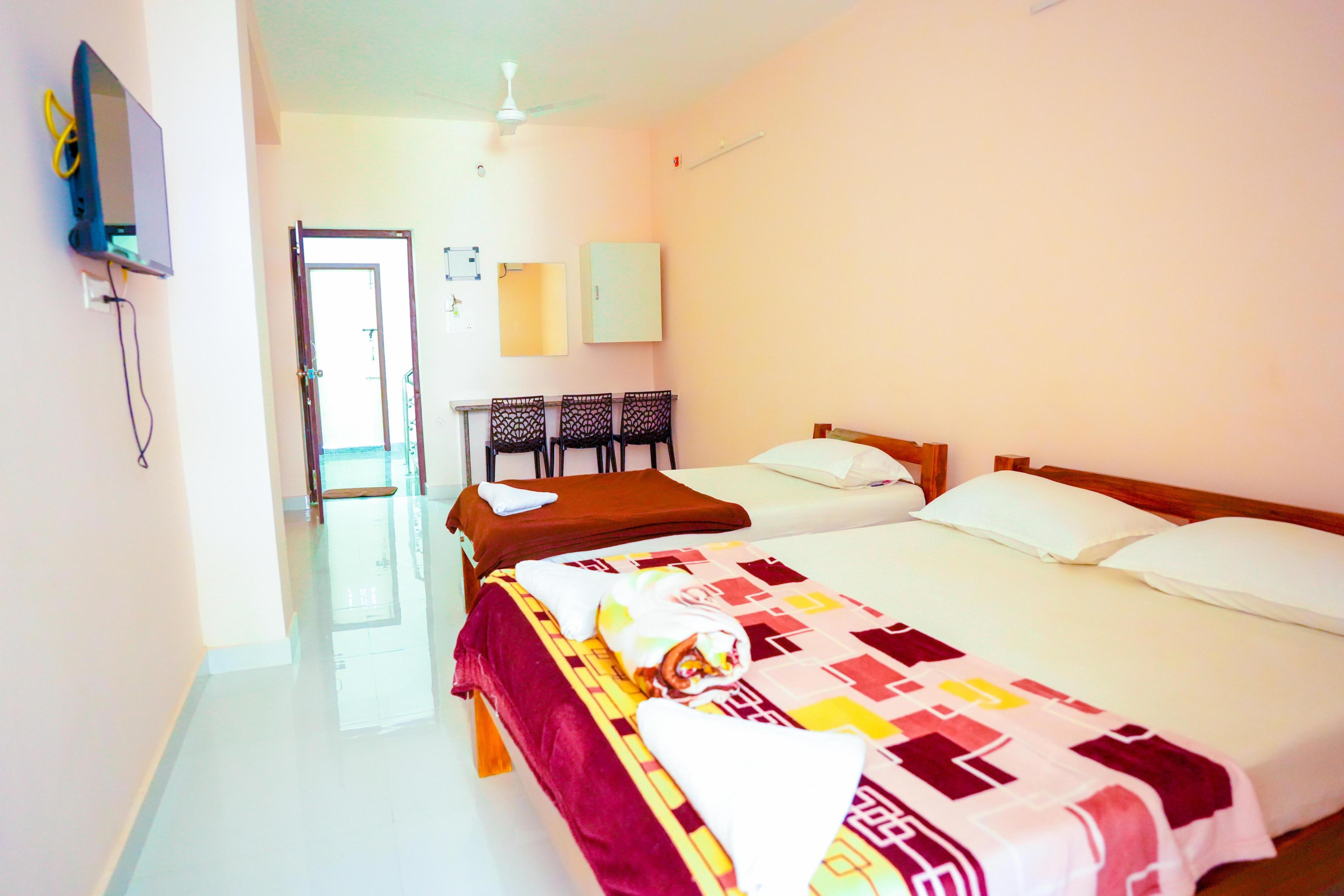 Rithu Homestay Room Type - Family Room With Balcony 2