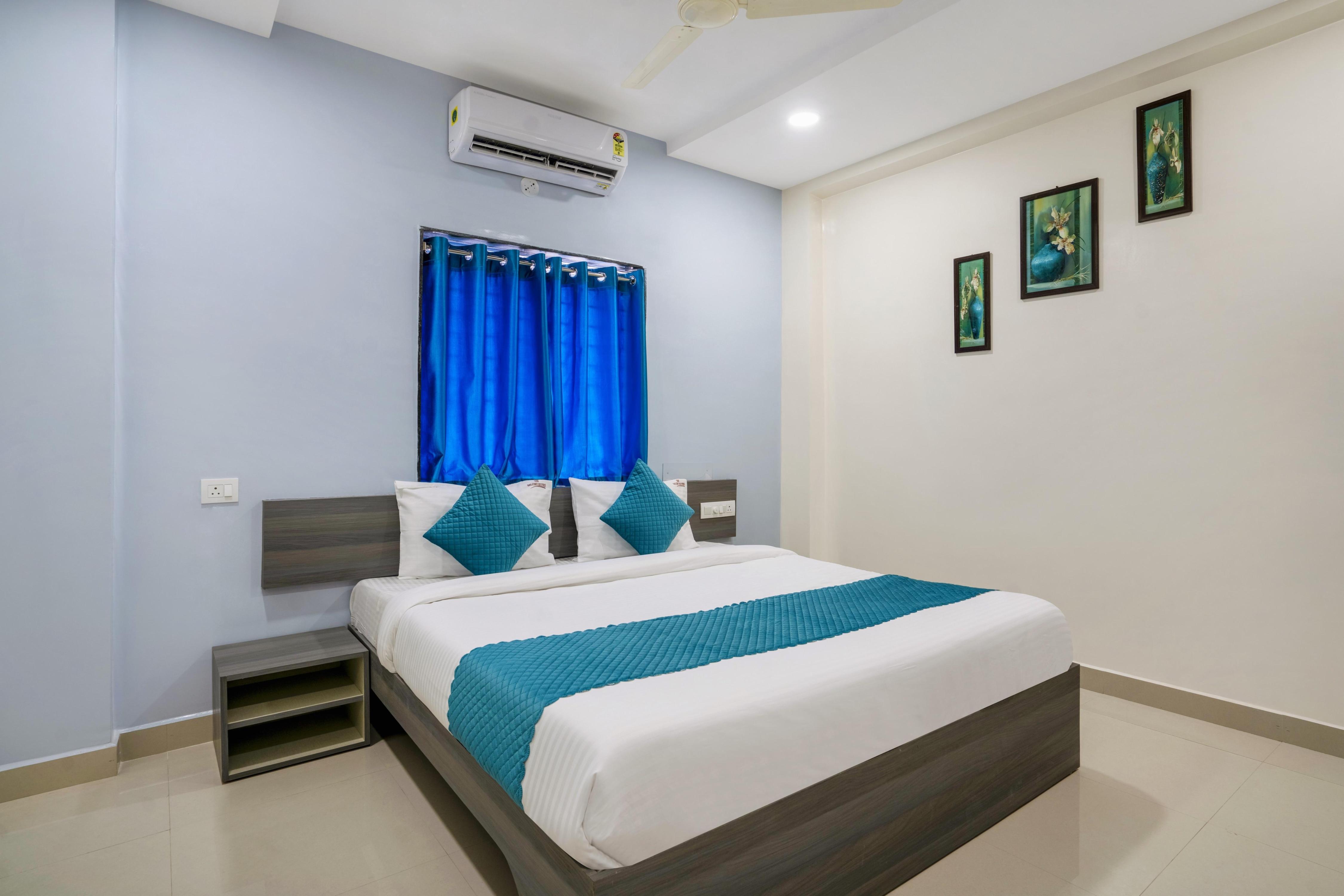 The Balcony Suites Room Type - Deluxe Double