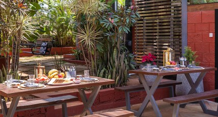 SaffronStays Calvin  Room Type - SaffronStays Calvin 