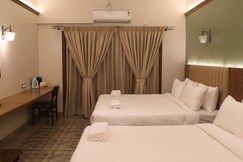 Summer House Nandi Foothills