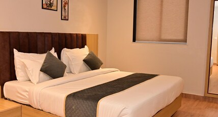 HOTEL THE CHANAKYA Room Type - Super Deluxe Room
