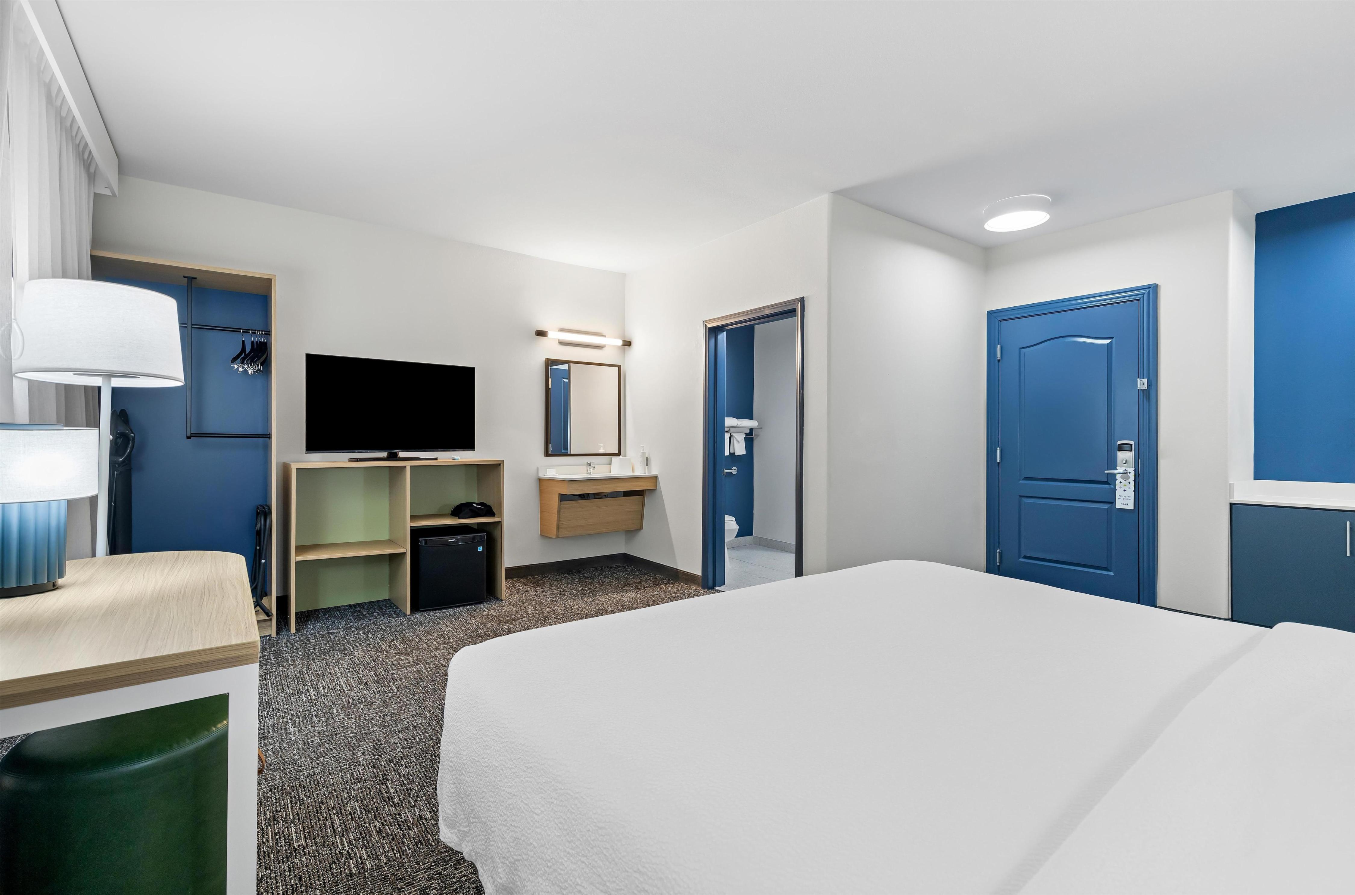 Spark by Hilton Redlands - Tap to explore photos