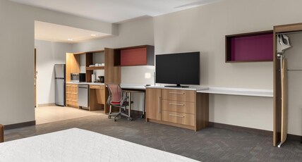 Home2 Suites by Hilton Cincinnati Eastgate Room Type - 1QN MOB HR ACC TUB STUDIO