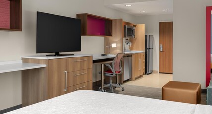 Home2 Suites by Hilton Cincinnati Eastgate Room Type - 1 QUEEN BED STUDIO SUITE
