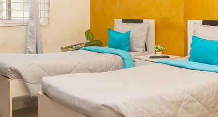 Z Express cyberwiz Room Type - Standard Twin Room | Comfortable Stay with Wi-Fi