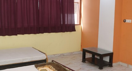 Ggs empire banquet and hotel Room Type - Premium triple bed Ggs empire banquet and hotel Room Type - Premium triple bed