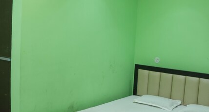 Ggs empire banquet and hotel Room Type - Premium Double Bed Ggs empire banquet and hotel Room Type - Premium Double Bed