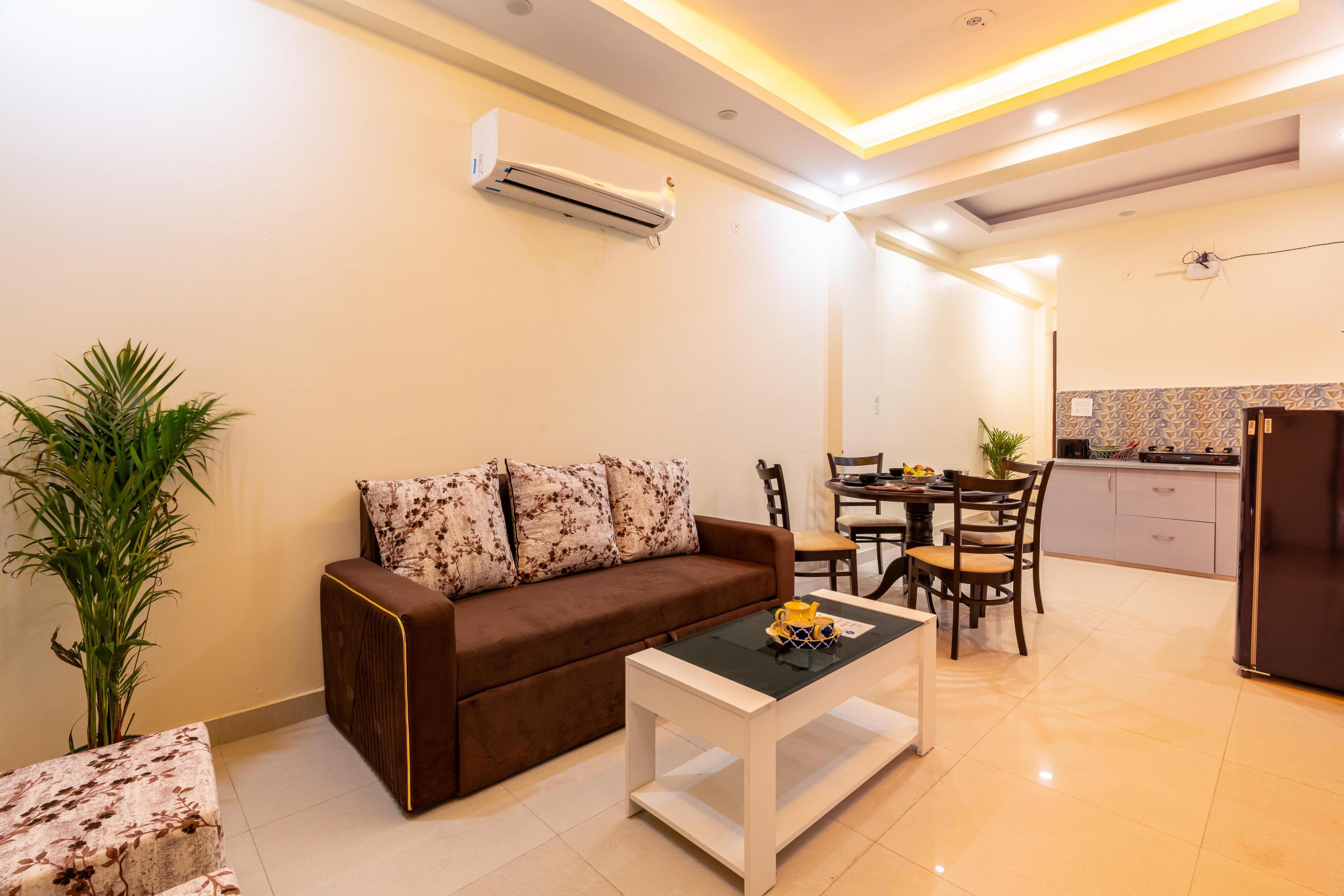 Homlee-Vasundhara 3BHK Flat- Kitchen-Parking-Lift - Tap to explore photos