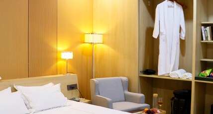 Hunder lodge & camp Room Type - Luxury Room with Mountain View