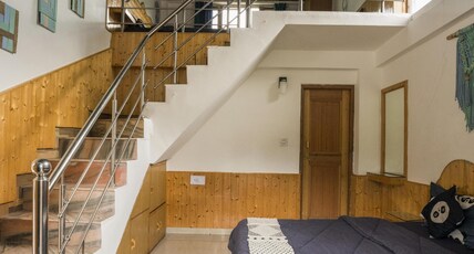 Hippie panda hostel, Manali Room Type - Duplex room with private balcony