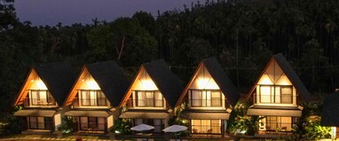 villa wodeyarmutt by the river