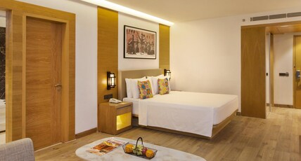 Country Inn Premier Amritsar Room Type - Club Premier Suite