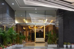 Hometel Lucknow, A Sarovar Hotel