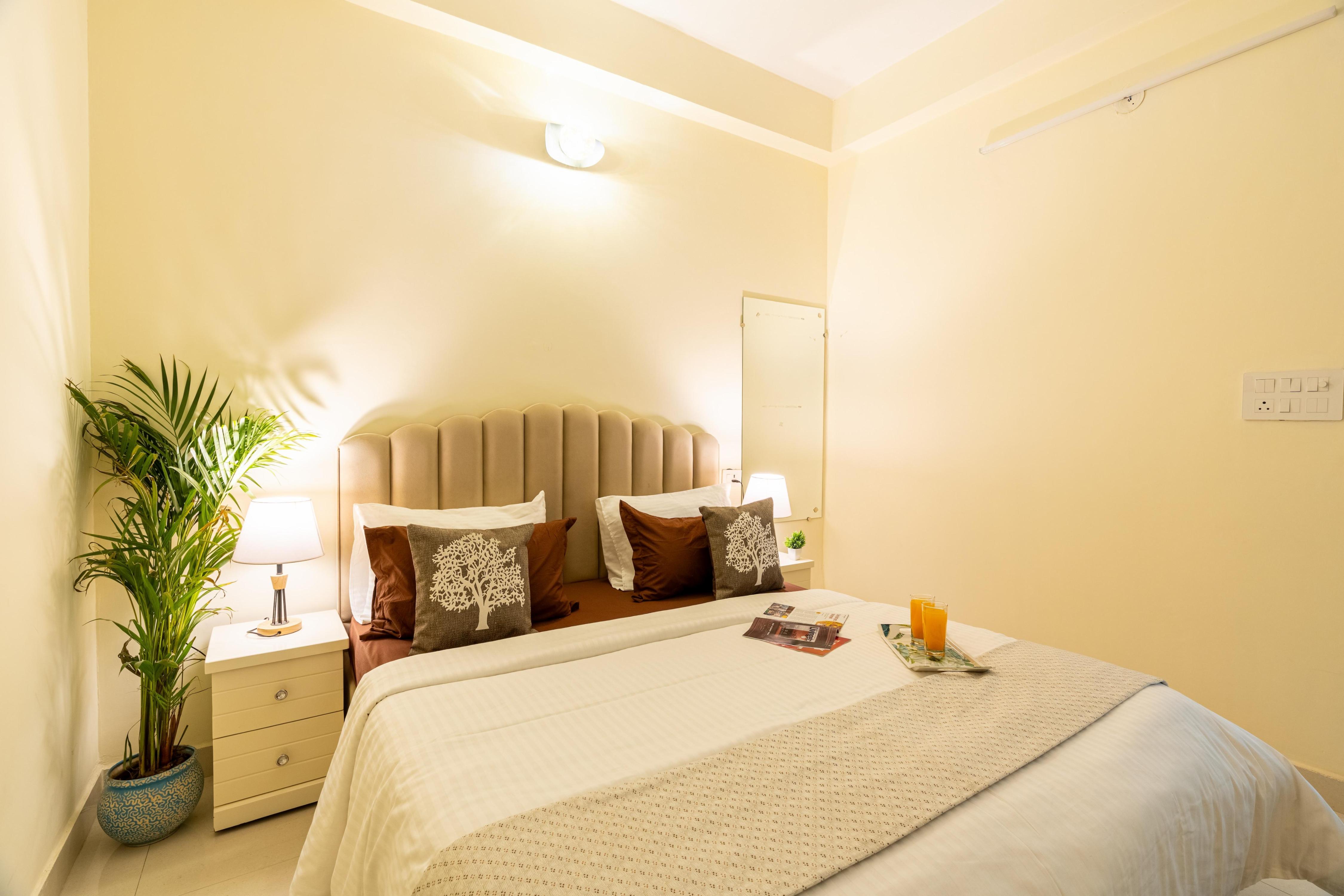Homlee-Vasundhara 2BHK Flat- kitchen-Parking-Lift - Tap to explore photos