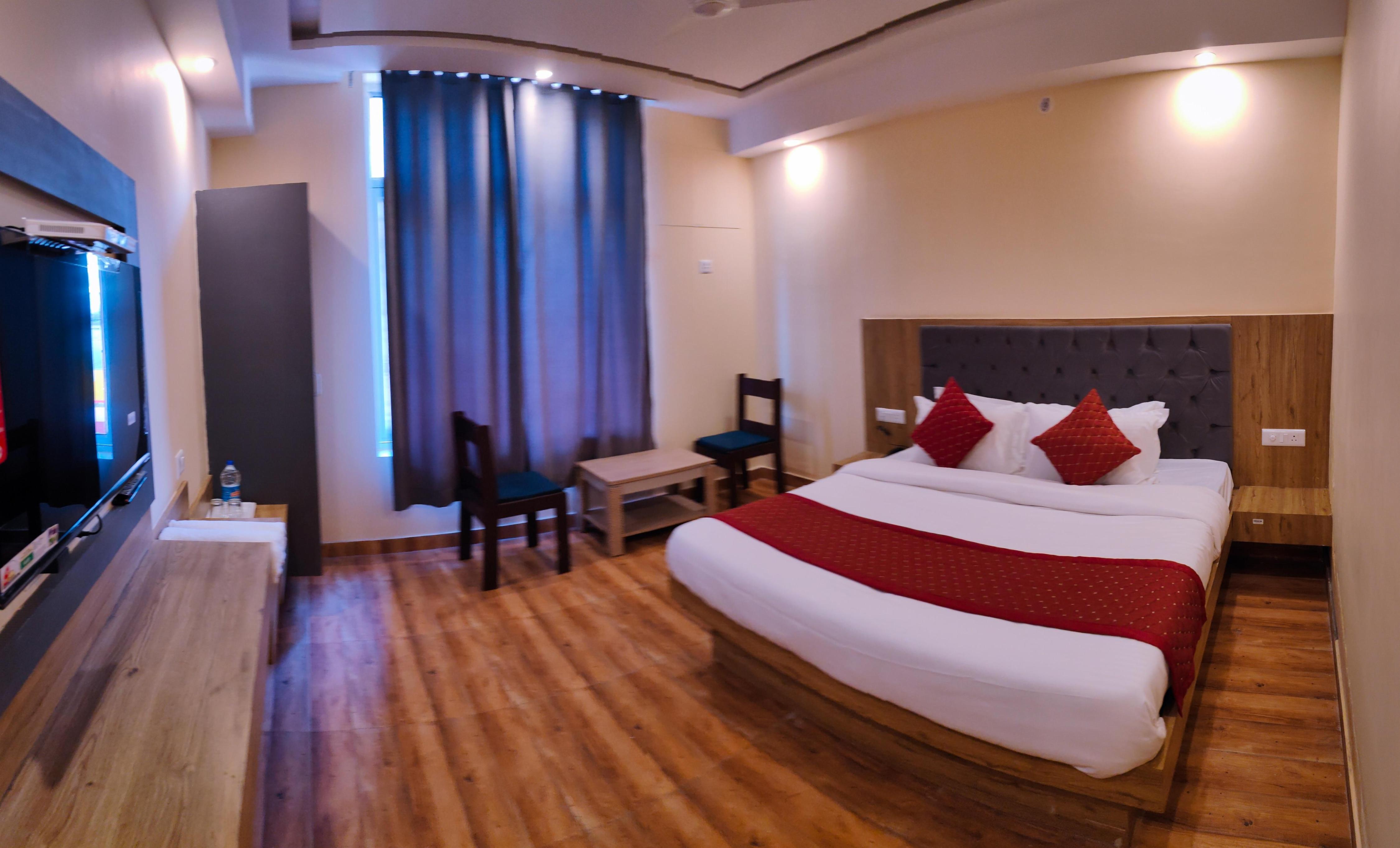 The Fragrance Hotel Room Type - Deluxe Room