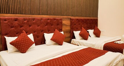 Via Ganga Inn Near Assi Ghat Room Type - EXECUTIVE FAMILY ROOMS Via Ganga Inn Near Assi Ghat Room Type - EXECUTIVE FAMILY ROOMS