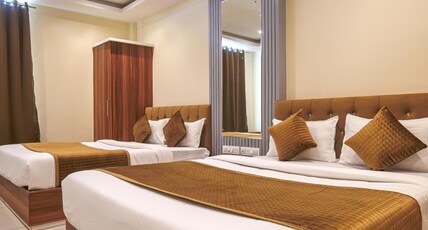 RADHE KRISHNA RESORT Room Type - Executive Four Bed  room With Garden view