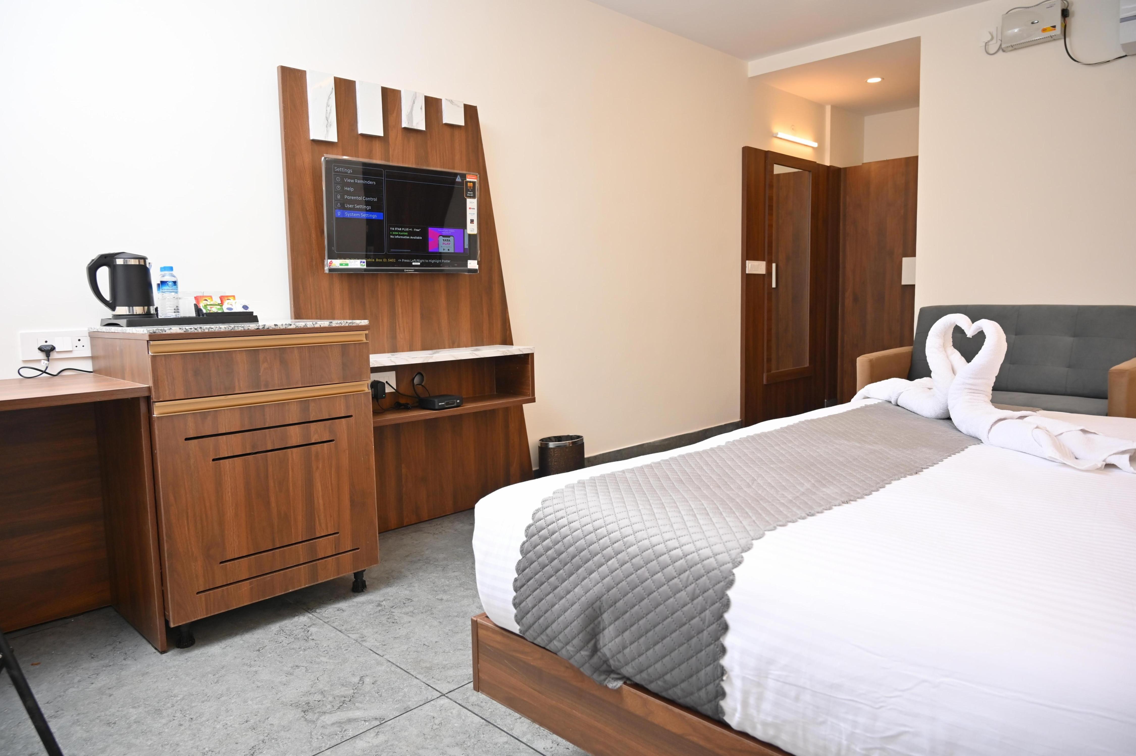 Shri Devi Comforts Inn Room Type - Executive Room