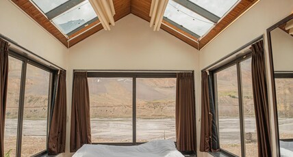 YELLOW HOTELS & COTTAGES Room Type - Glass Room