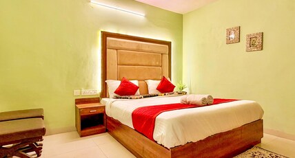 The Bay Leaf Resort Room Type - Deluxe room