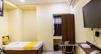 Hotel Park Central Room Type - Deluxe Triple Room with free WiFi