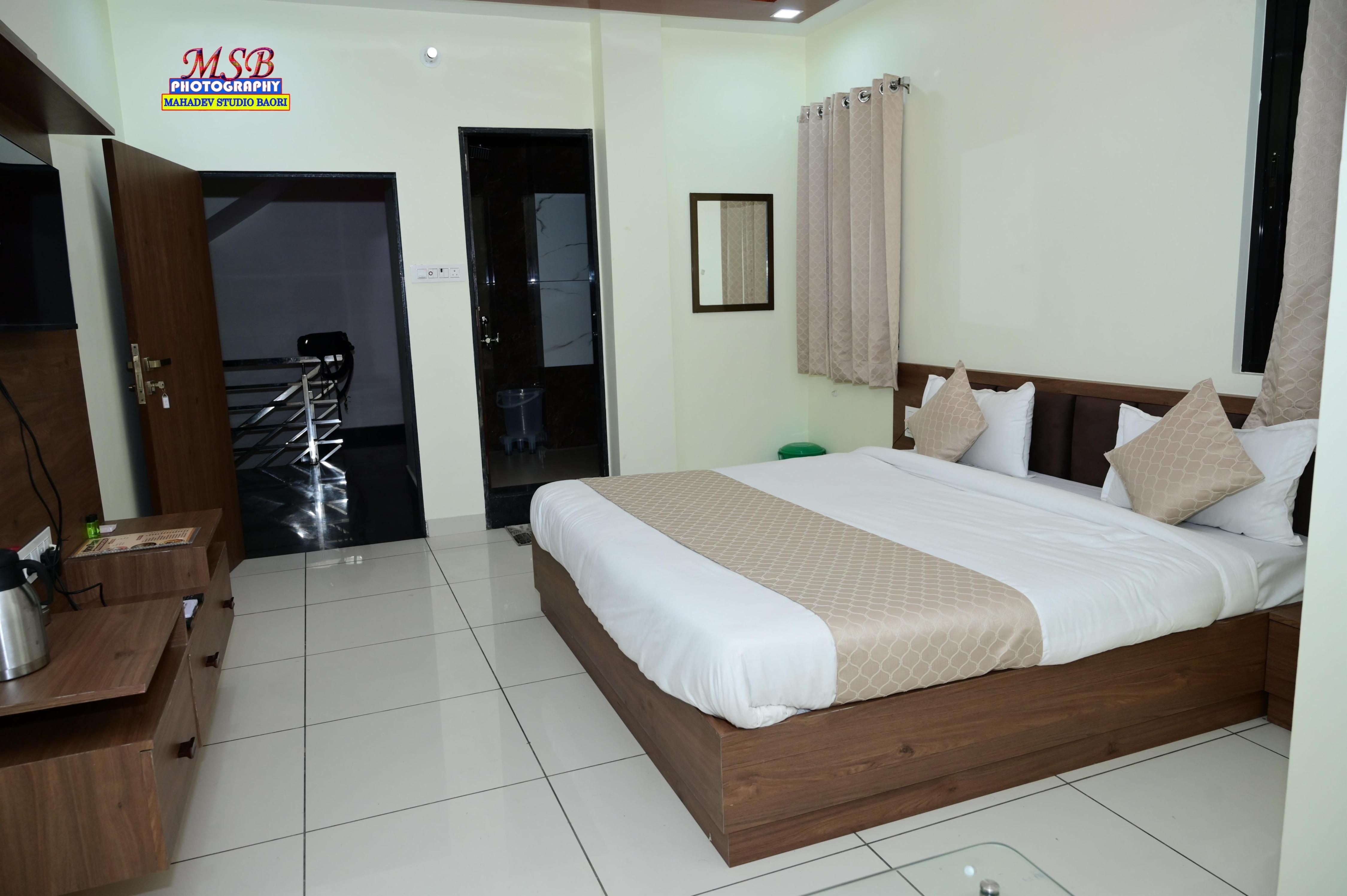 SHIVAM GUEST HOUSE & RESTURANT - Tap to explore photos