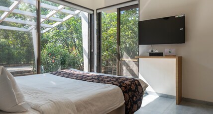 ELIVAAS Energise Soul Retreat Room Type - Energise Anahata Alaya Villa 3 BHK with Garden ELIVAAS Energise Soul Retreat Room Type - Energise Anahata Alaya Villa 3 BHK with Garden