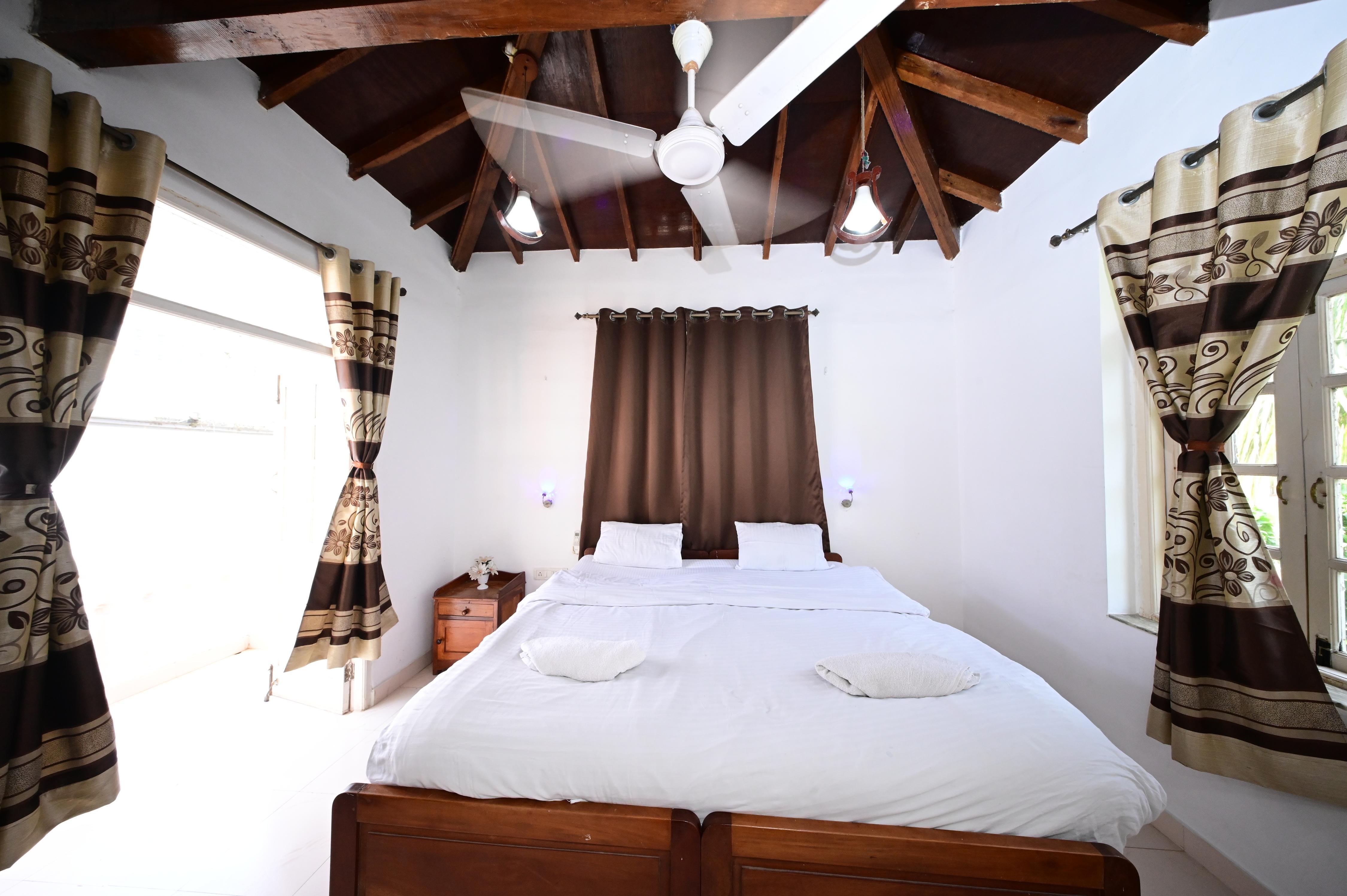 Skyview Guest House - Tap to explore photos