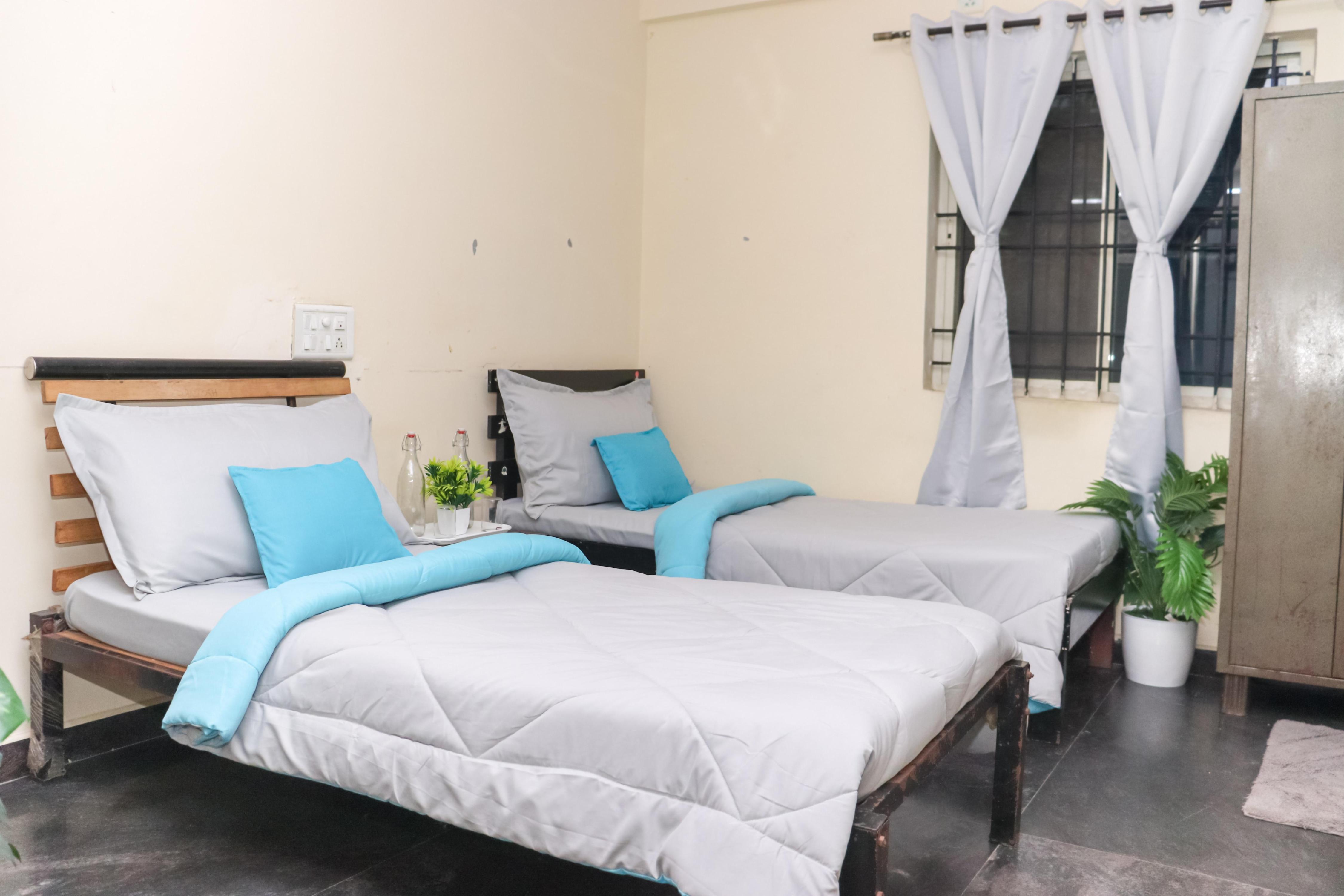 Z Express Parea - Tap to explore photos