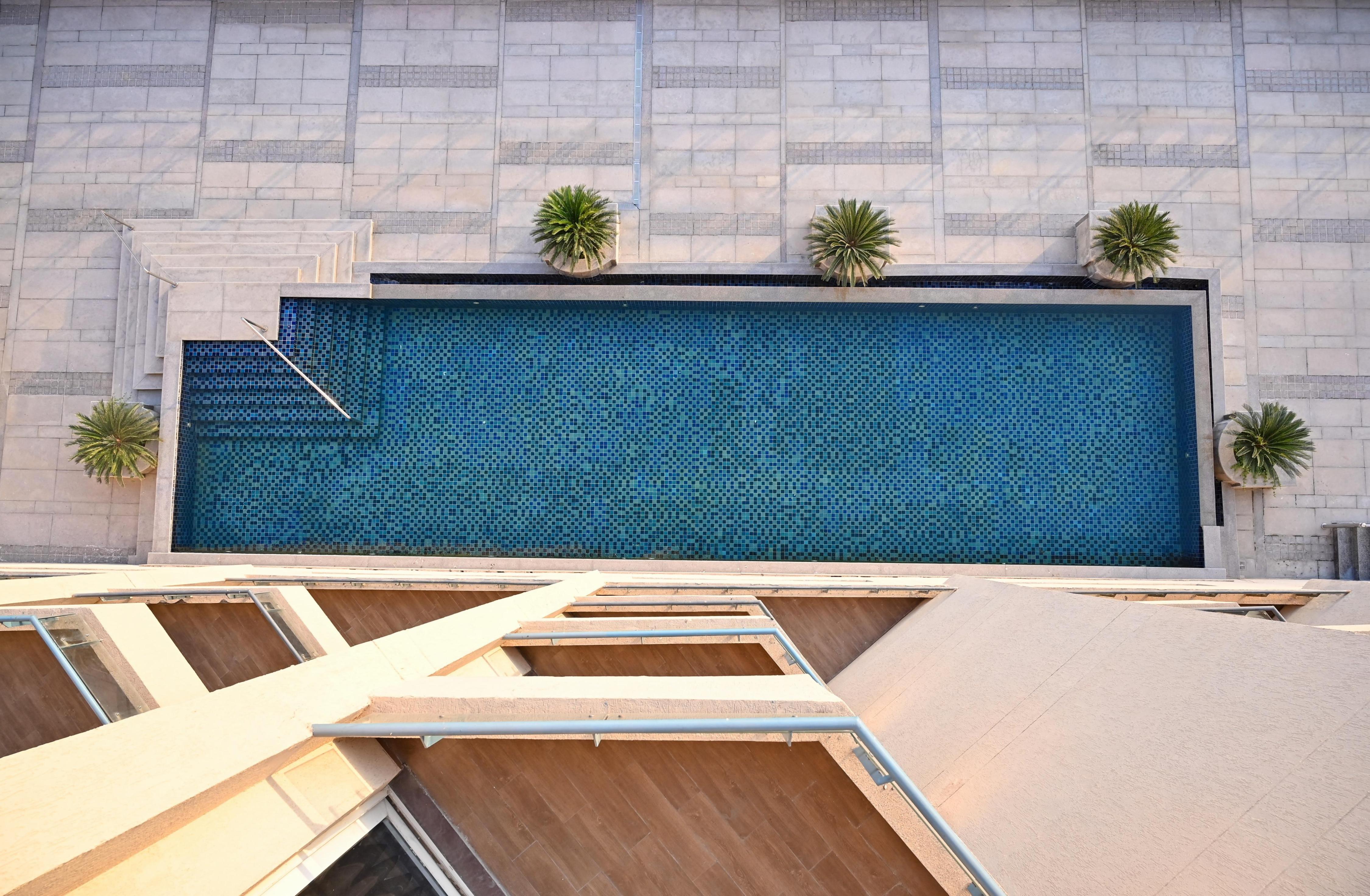 Alivaa Hotel Gurugram Sohna Road City Center - Tap to explore photos