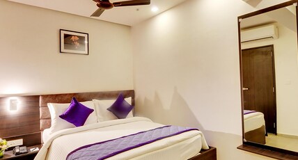 The Lavender Hotel - Manyata Tech Park Room Type - Deluxe Room