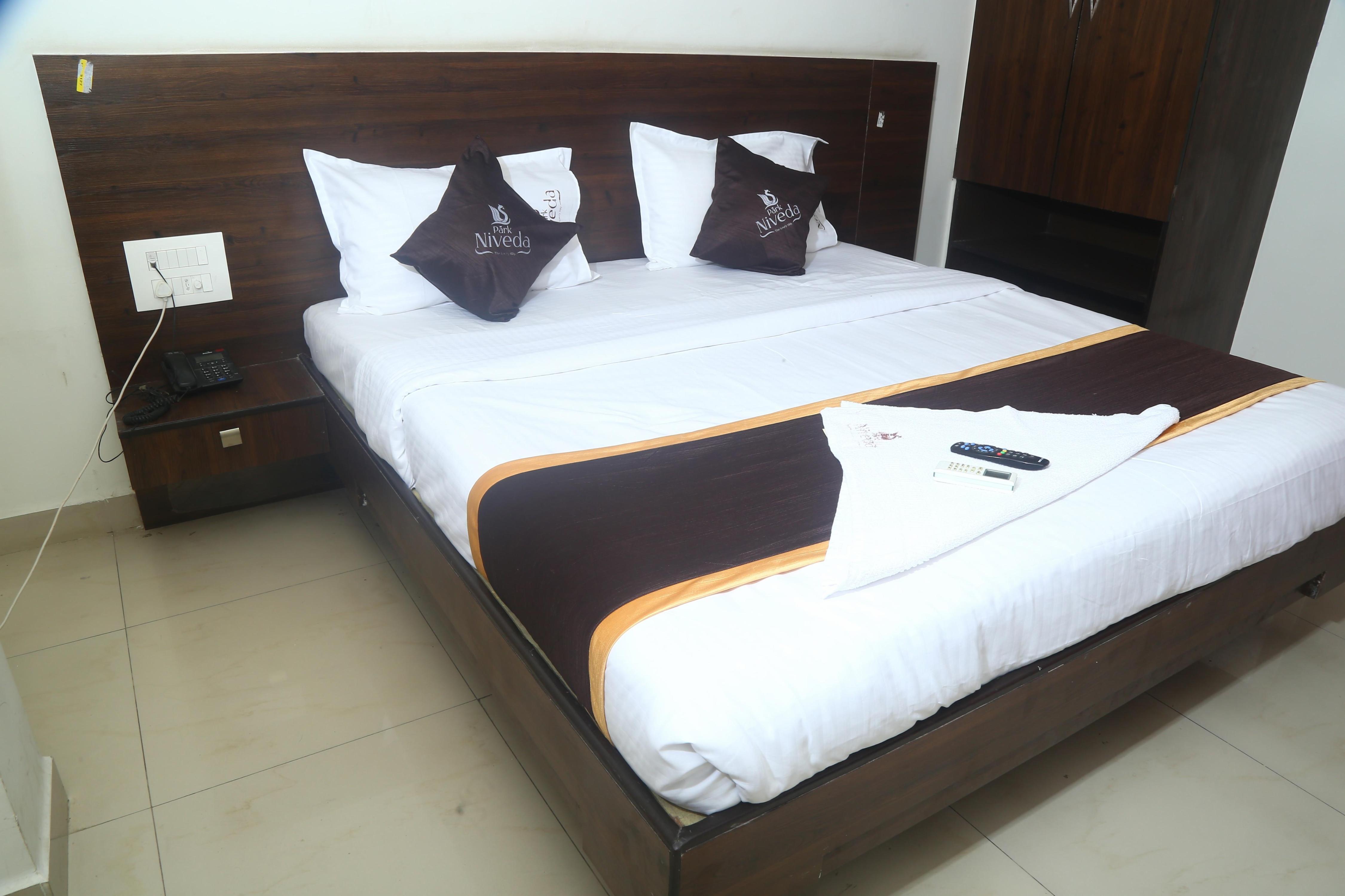 Hotel Park Niveda - Tap to explore photos